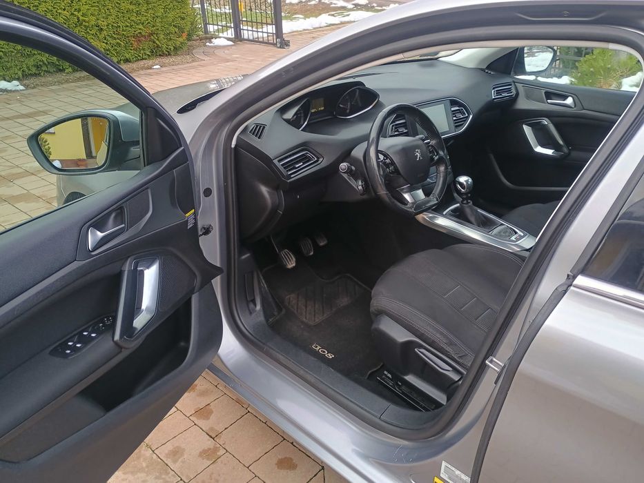 Peugeot 308 T9 1.6 THP FULL LED