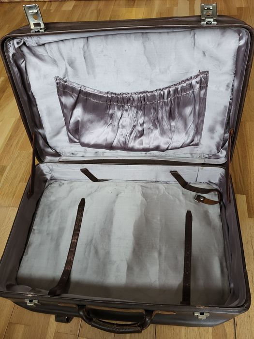 Skórzana walizka PRL