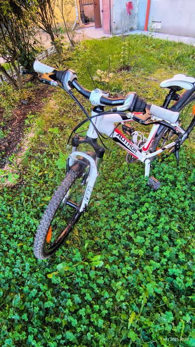 Rower author dzieciecy koła 24  rama 14 r.