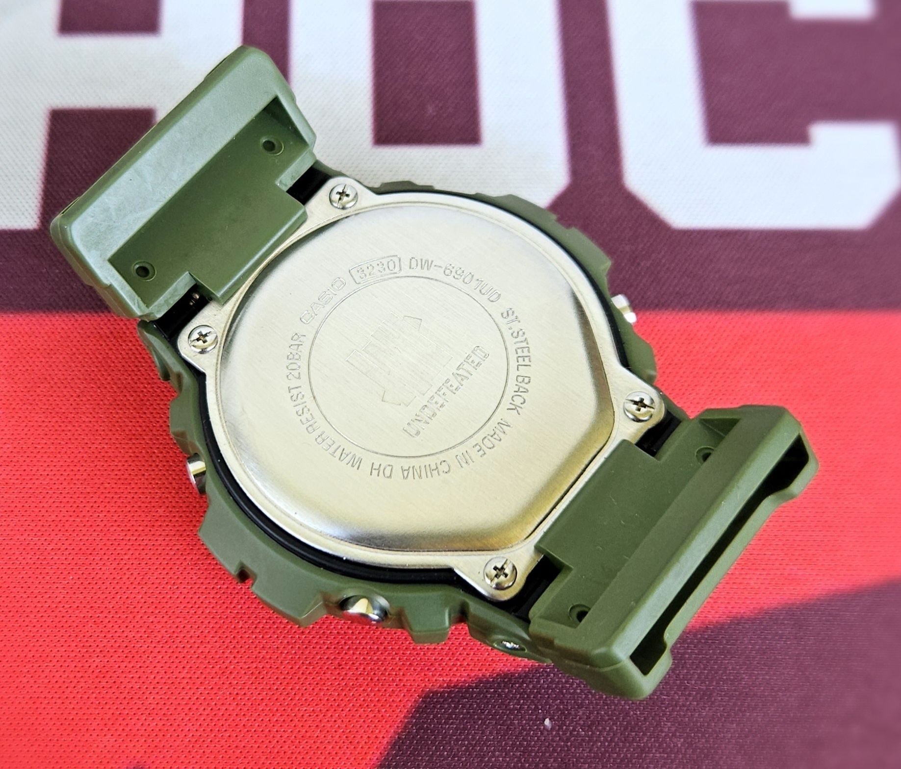 DW-6901UD-3DR Undefeated edycja specjalna Casio G-shock 2013