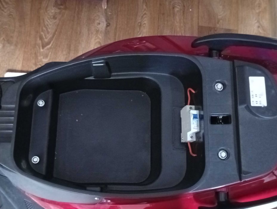 Електроскутер ATLAS Spider 1500W Red