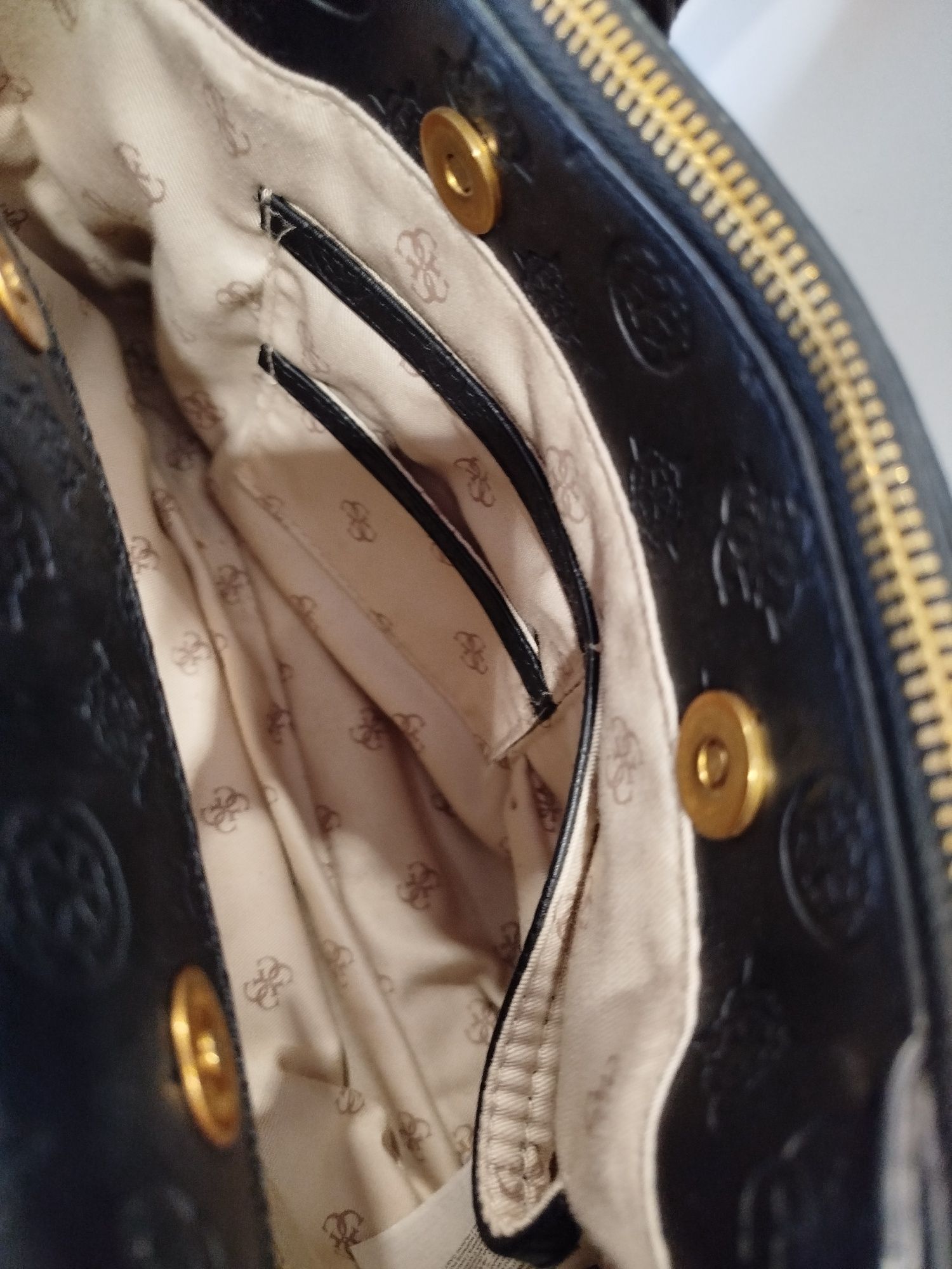 Torebka damska elegancka firmy GUESS