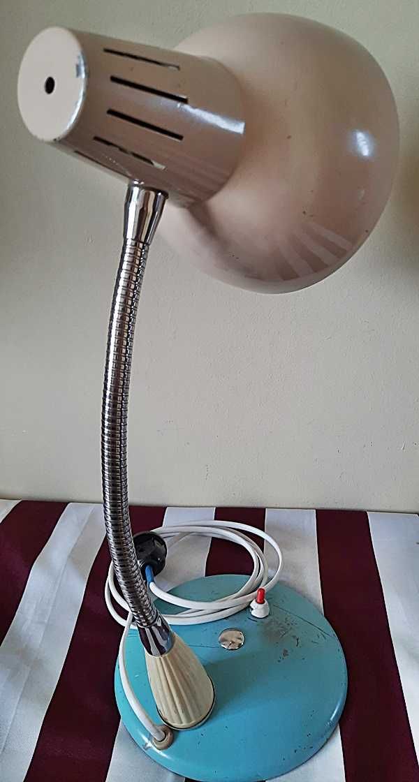 Lampa na biurko typ 1118 S.Z.M Nr. 2 P T W-wa - nr.2 -z PRL