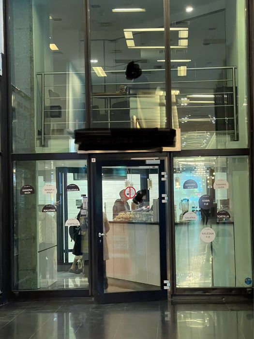 Odstąpie  lokal gastronomiczny