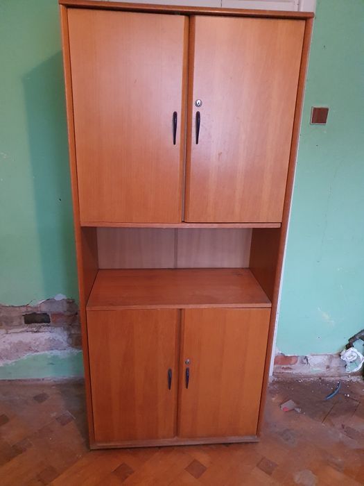 Szafka do pomieszczenia gospodarczego szafka z półkami szafka stojąca
