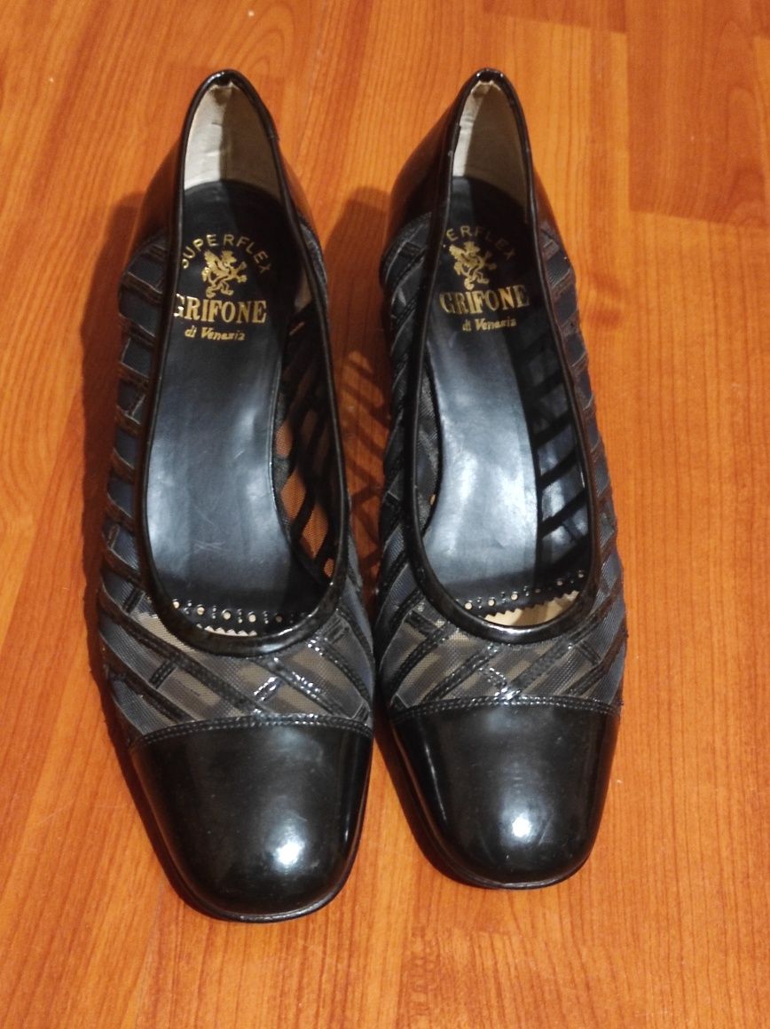 Чорні літні жіночі туфлі, натуральна шкіра