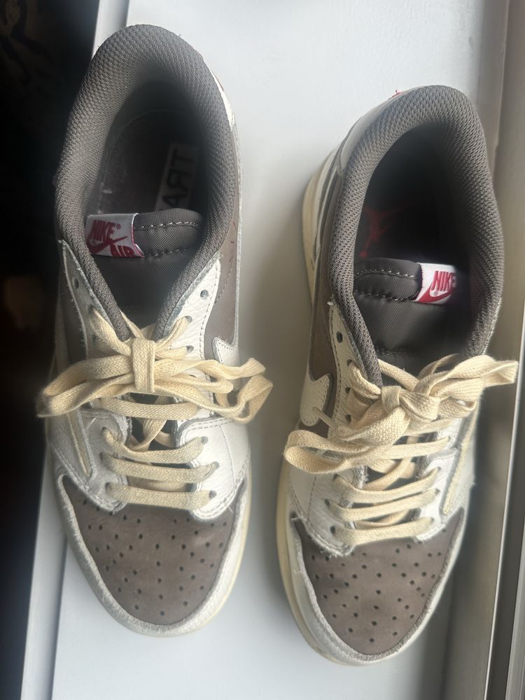 Nike Travis Scott 40 castanhas/beges