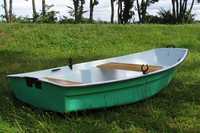 Mała łódka wędkarska „Bączek” na dach samochodu osobowego sam włożysz.