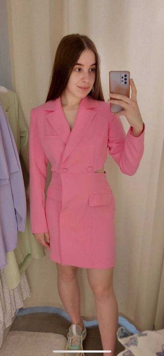 Плаття Coosh з розрізом на спині