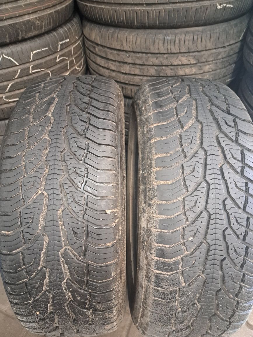 225/60R17 99H Uniroyal Allseasoneexpert 2.