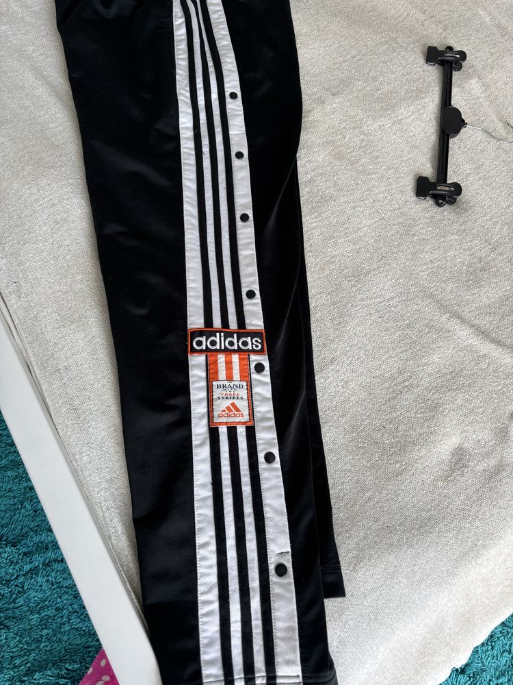 Czarne spodnie dres sportowe szrokie nogawki adidas