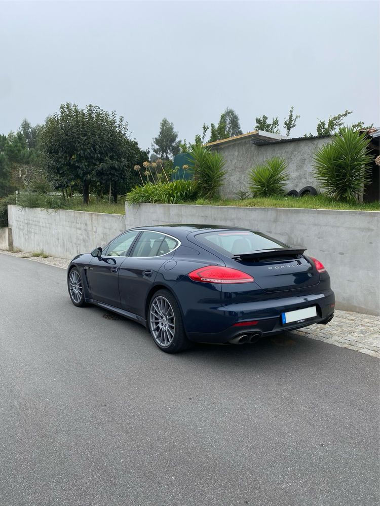 Porsche Panamera S E-Hybrid