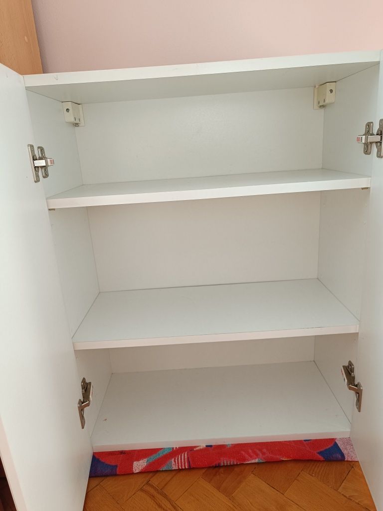 Szafka łazienkowa wisząca
