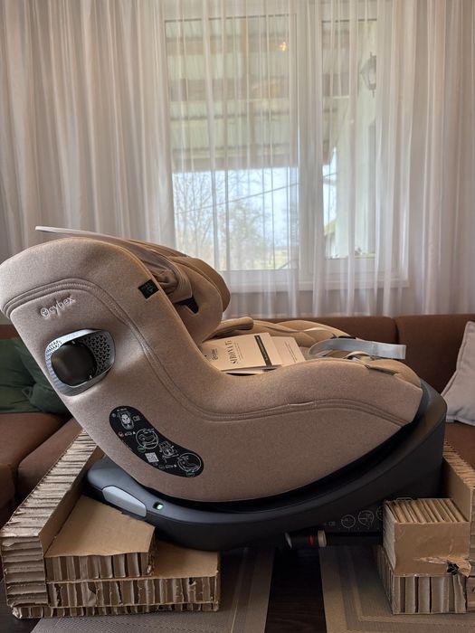 Автомобільні крісла cybex sirona platinum Ti