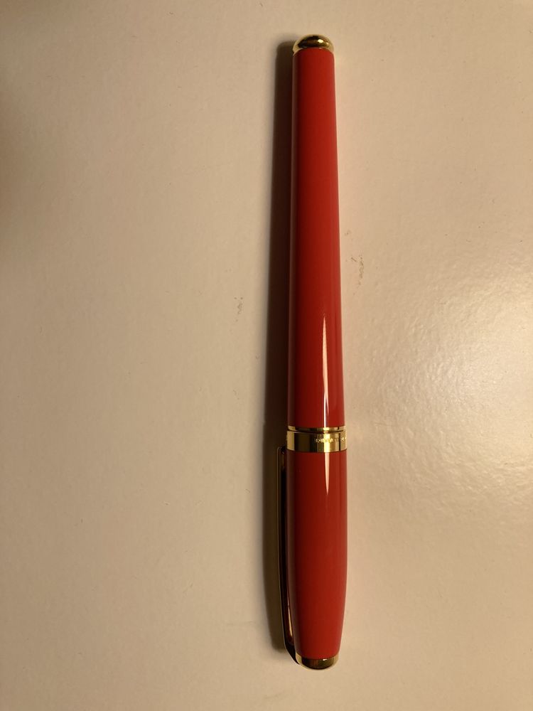 Caneta Dupont de tinteiro, recargas, lacada vermelho compena ouro 14