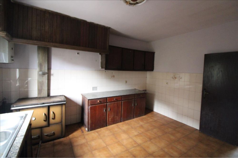 Metade Casa em Melgaço para venda