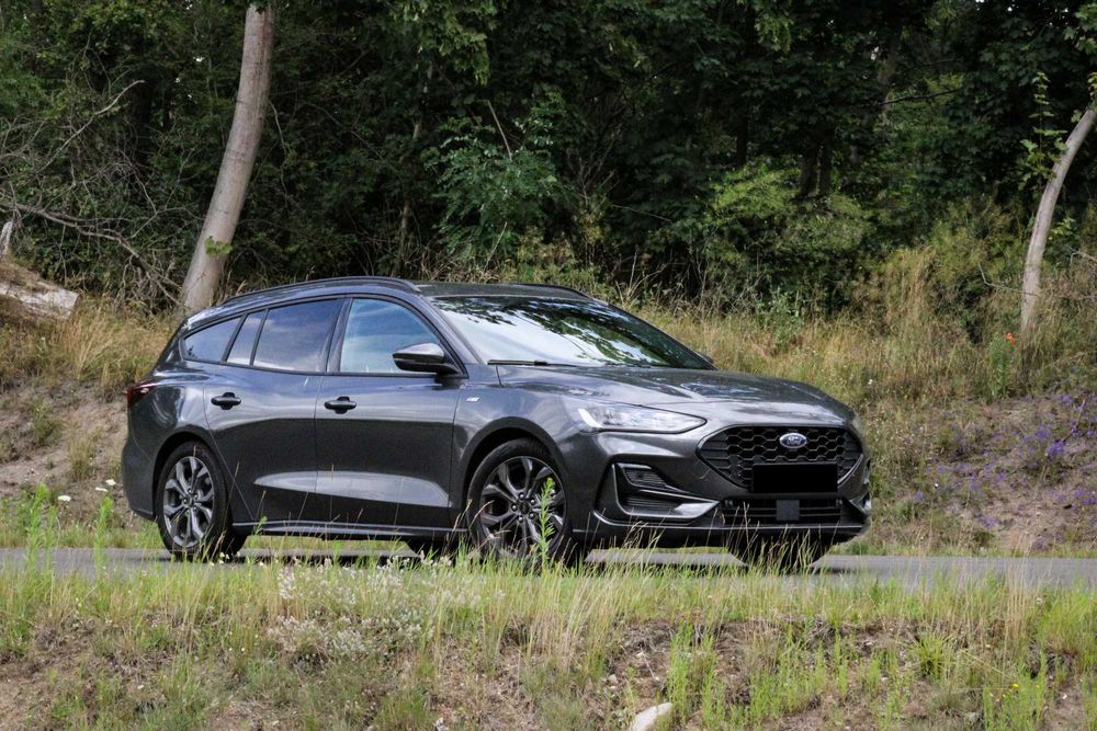 Wypożyczalnia Wynajem Aut Premium Busów Osobowych Gniezno Automat Ford