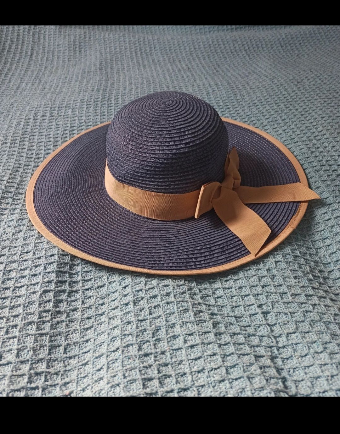 Elegancki damski słomkowy kapelusz firmy premium M. J. M.