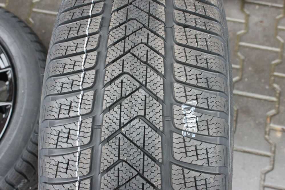 BMW X6 G06 LCI kompletne koła zimowe 20" Pirelli ROF* F-Vat