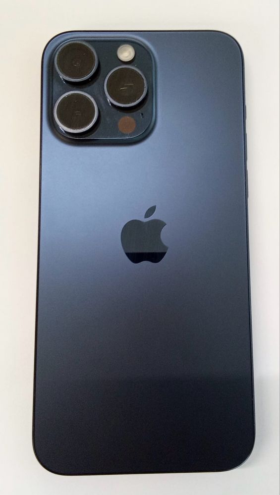 Ipnone 15 pro max, iOS 18.6.2- 256GB, em azul!