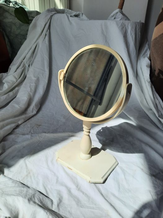 Lustro stojące vintage drewno okrągłe retro unikat białe toaletka