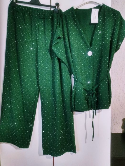 Nowy czekoladowy komplet damski blink blink