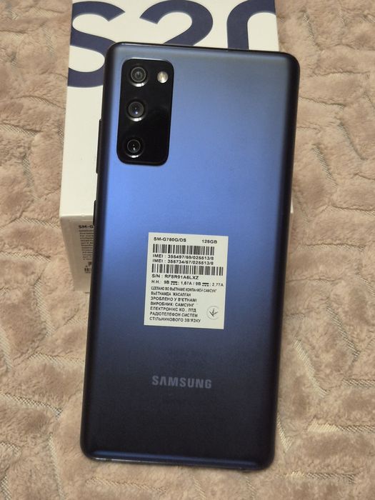 Samsung S20FE, 6/128,Официальный