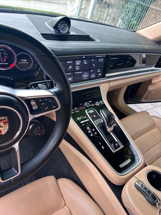 Porsche Panamera Bezwypadkowy Pierwszy Właściciel Europa Oryginał Ekonomiczny