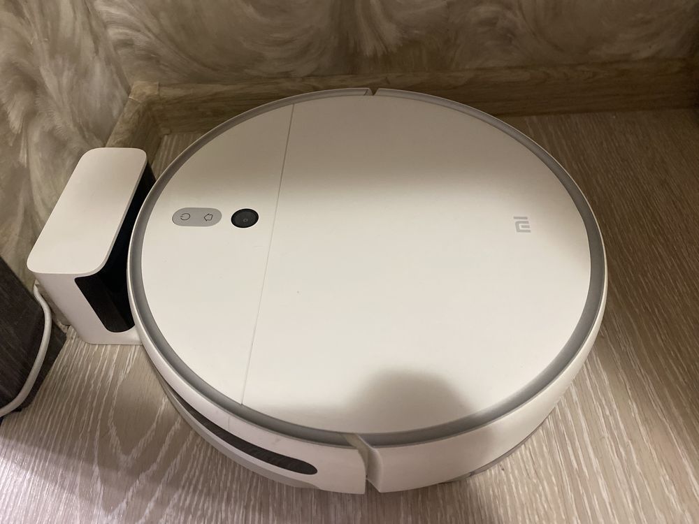 Робот пылесос Mi Robot Vacuum - Mop 2. Вологе прибирання