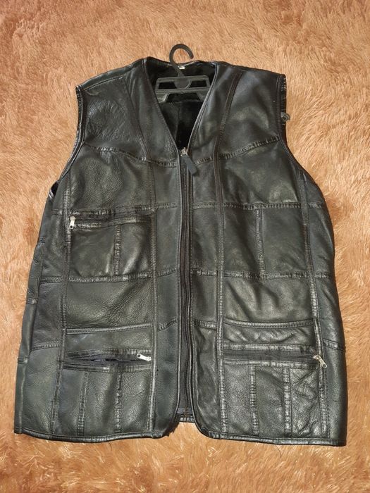 Жилєт чоловічий .