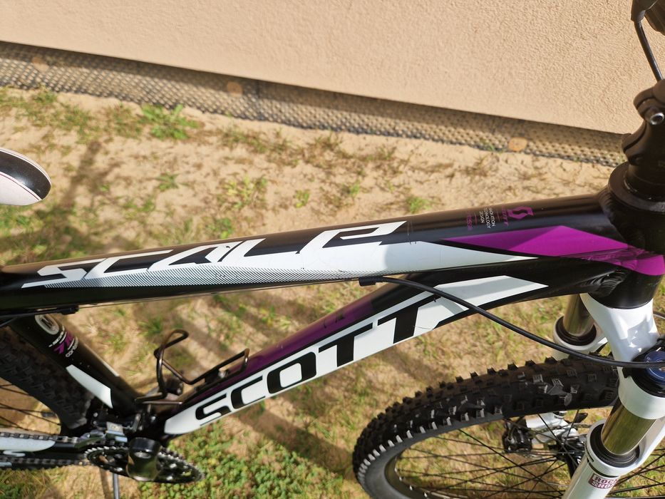 Rower Scott Scale Contessa 710 Rock Shox XC30 Shimano Deore XT 27,5