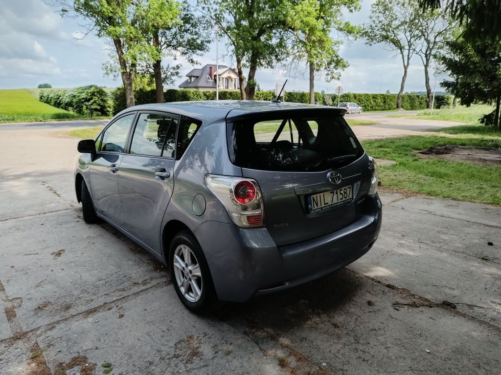 Ładna Toyota Corolla Verso 2.0D Super Stan