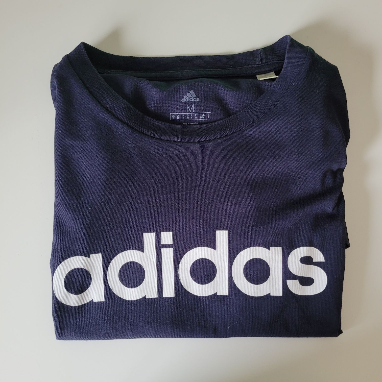 T-shirt Adidas - Tamanho M / Size M