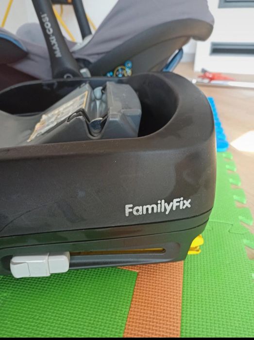 Nosidełko maxi cosi z bazą