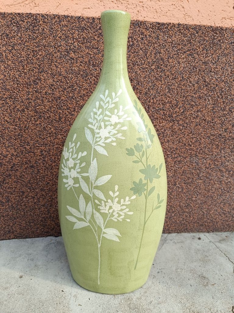 Piękny zielony wazon
