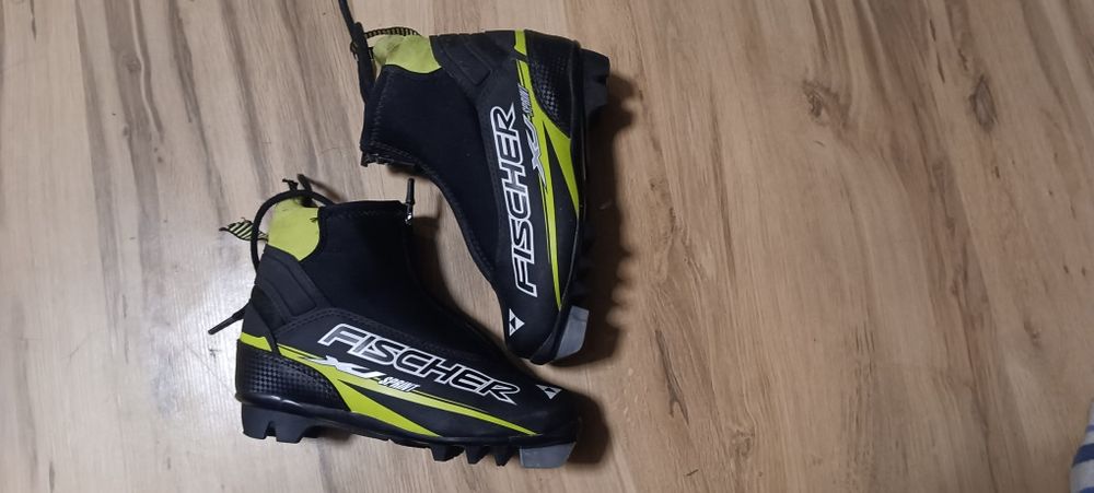 Buty narciarskie biegowe Fischer XJ Spirit Junior roz 32, wkładka 22cm