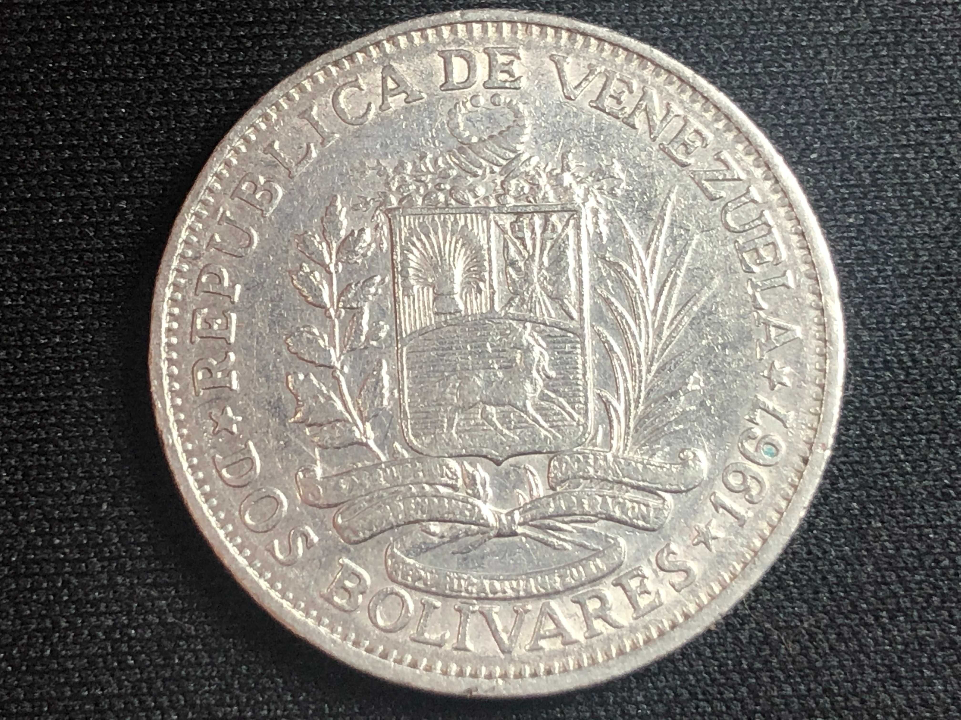 Venezuela 1967 - 2 Bolivares Cuproniquel