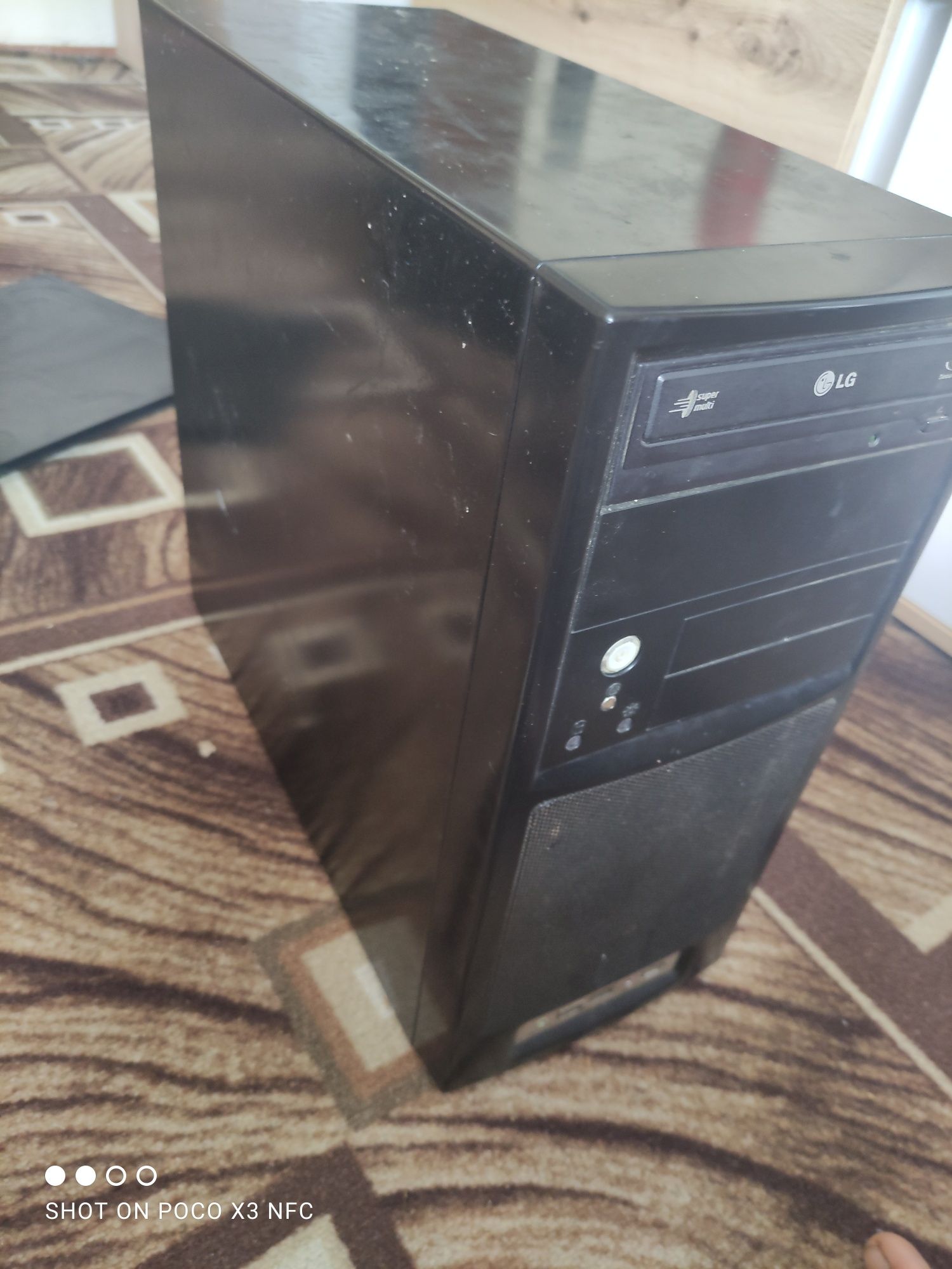 Комплектуючі пк бп(2)пам'ять(ддр2,ддр3)hdd320гбвідеоката,материнські п