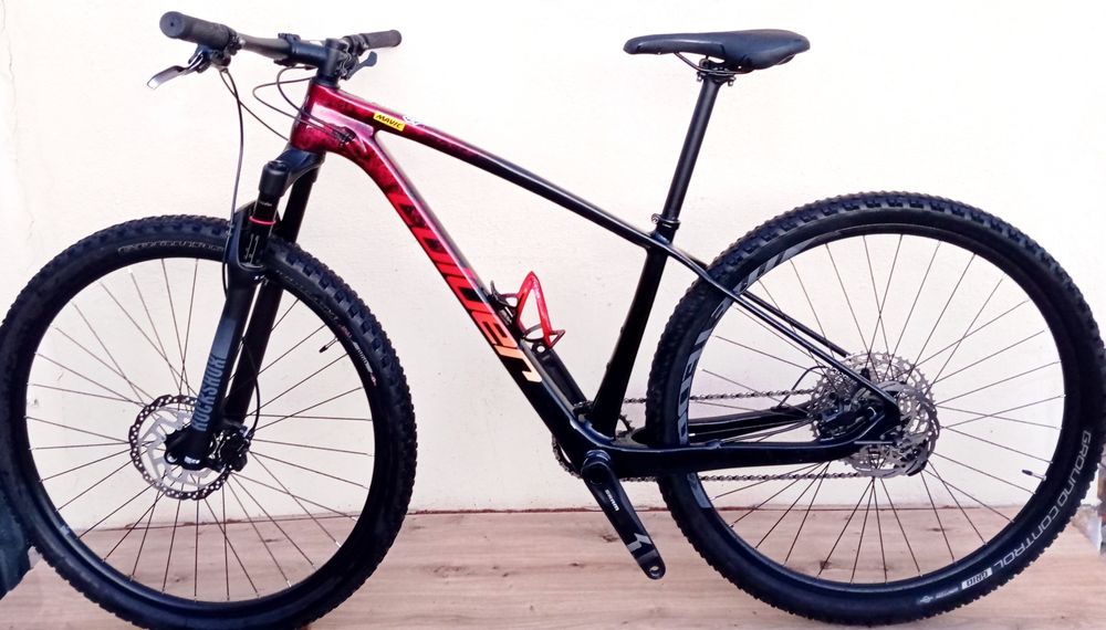 JF-Bikes Bicicletas Coluer Poison 29 Carbono Tamanho S