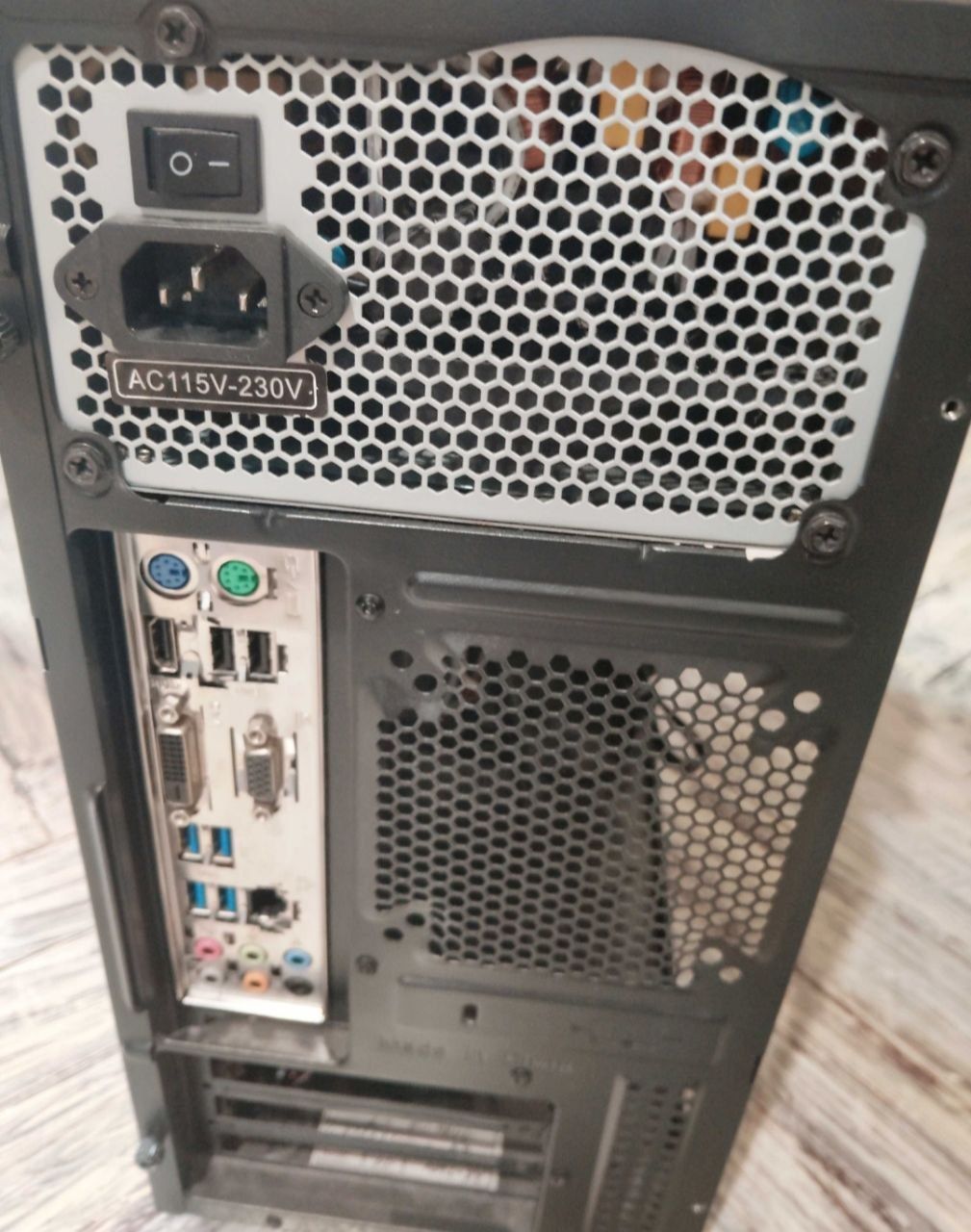 Відеокарта 1060 msi