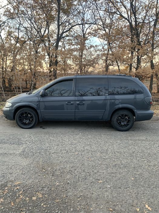 Авто під ЗСУ в гарному стані