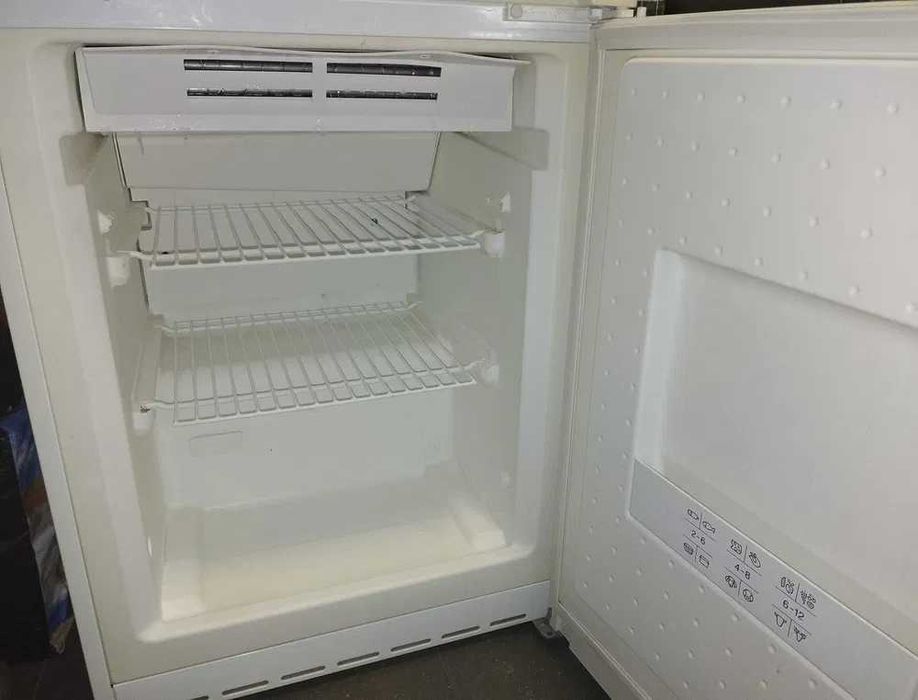 Peças Prateleiras Gavetas _ combinado BALAY no-frost semi-funcional