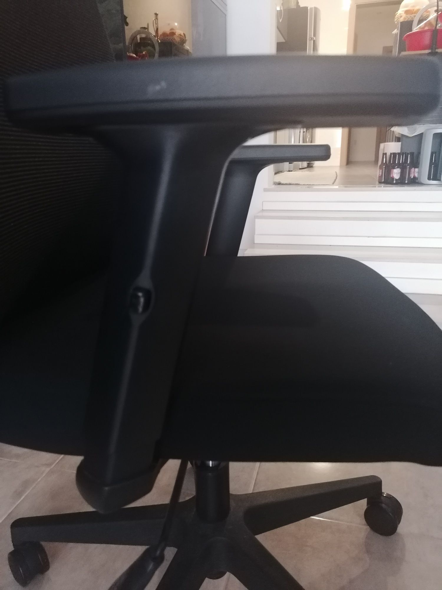 Ergonomic black office chair