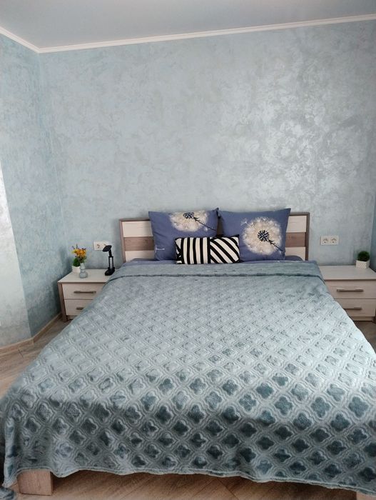 Подобово СУЧАСНІ 2- кімн. нові стильні апартаменти