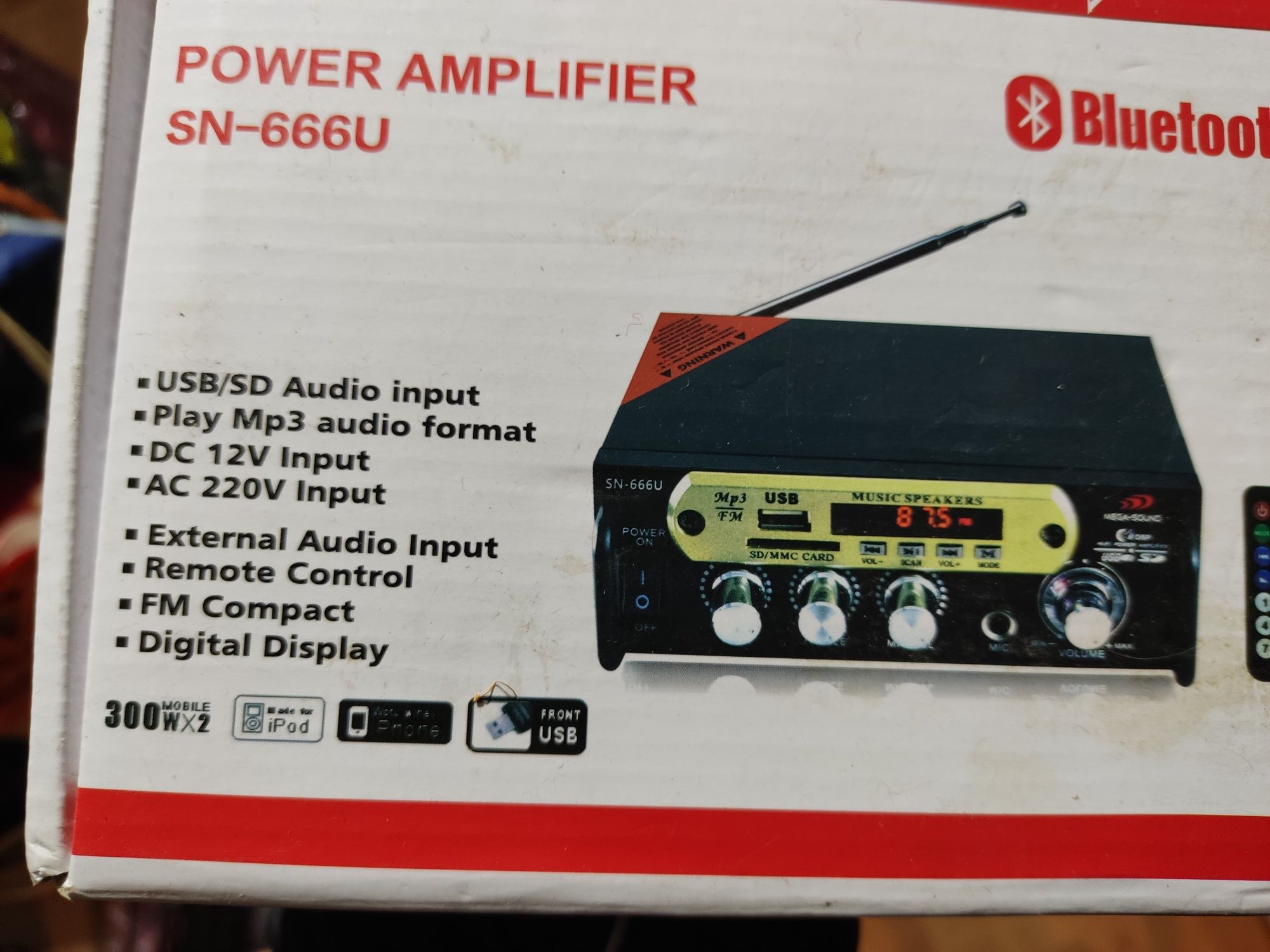 Підсилювач Звуку  SN-666U FM USB 2x300 Вт новий.