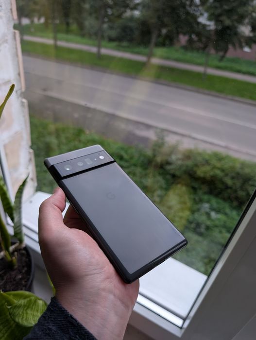 Продам Google pixel 6 pro. 12/128 GB.Neverlock.+eSim.