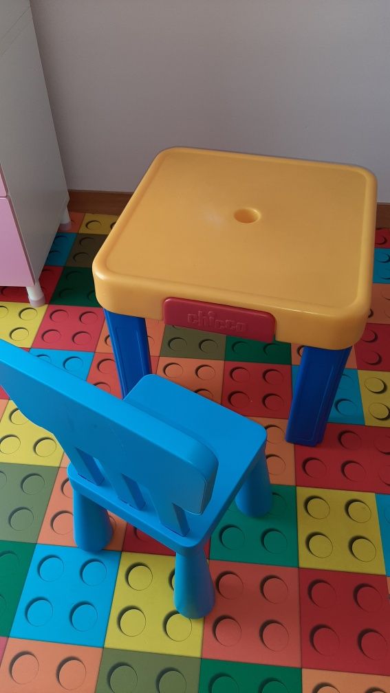Mesa Atividades -Chicco  + Cadeira Mammut Ikea