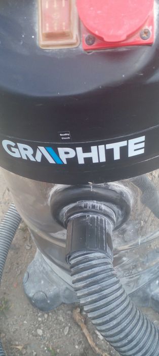 Продам промышленный пылесос Graphite
