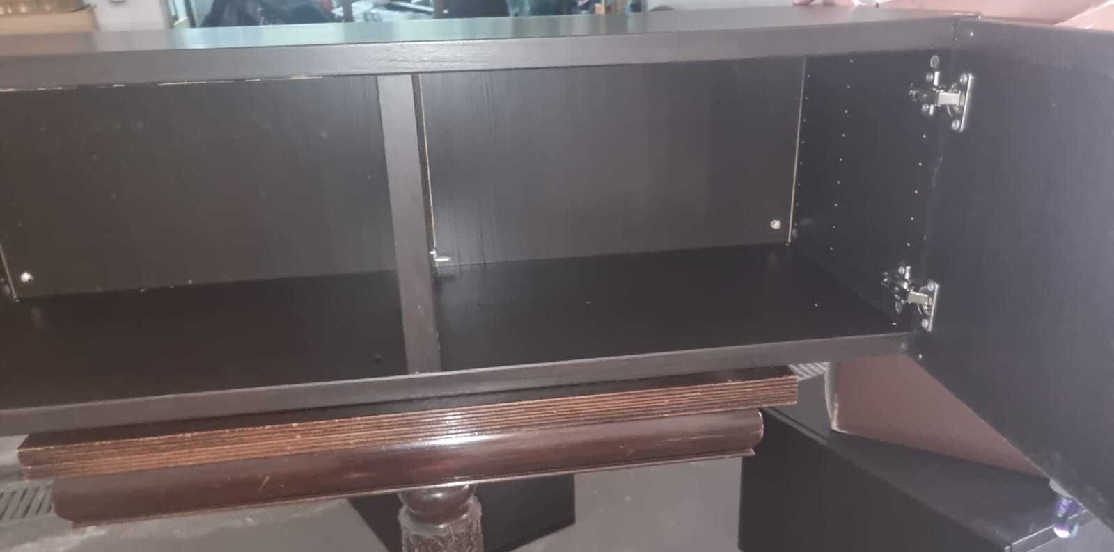 Móvel de linha Besta IKEA preto