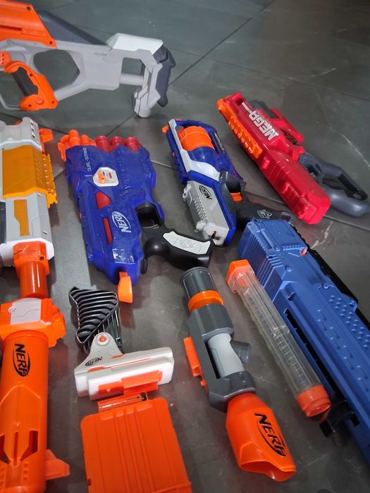 11 NERFS e respectivos acessórios- TROCA